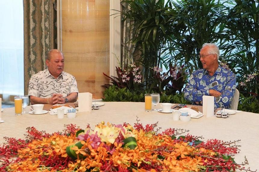 Featured Post Image - Sultan Johor bertemu ESM Goh untuk sarapan, mengunjungi Institut ISEAS-Yusof Ishak