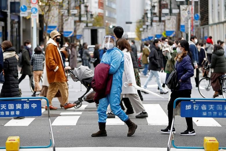 Featured Post Image - Rekor anggaran Jepang sebesar $1,37 triliun menyoroti tantangan Covid-19 terhadap pertumbuhan, utang