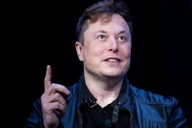 Featured Post Image - Elon Musk mengatakan Tesla ‘sangat dekat’ untuk mengembangkan kendaraan tanpa pengemudi sepenuhnya