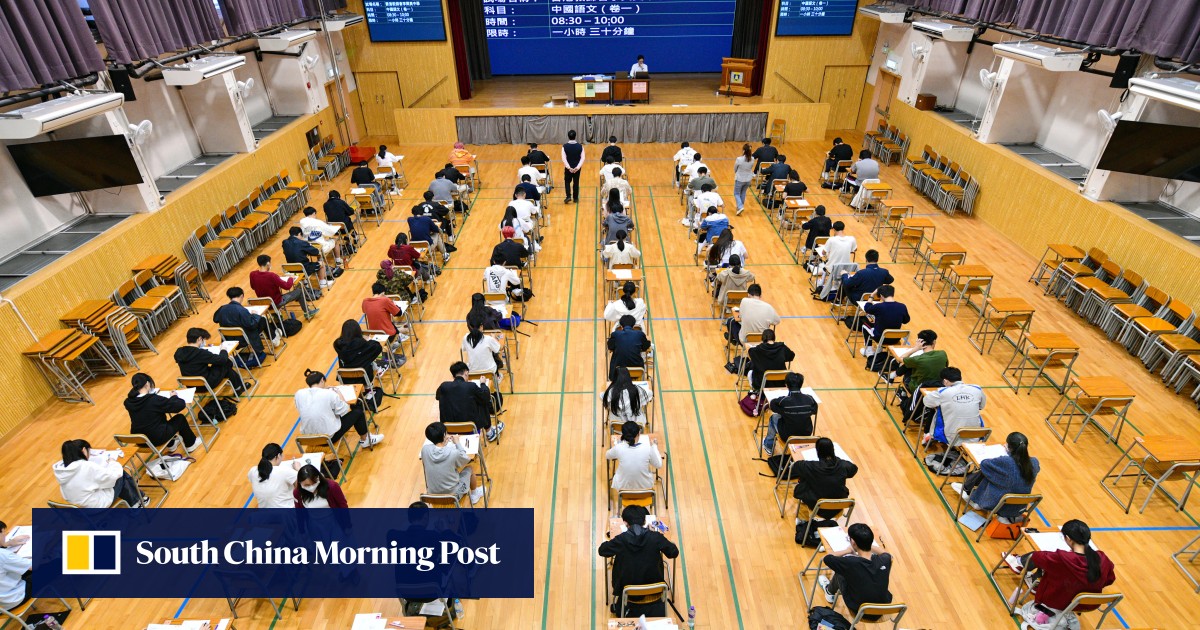 Featured Post Image - Menteri Pendidikan Hong Kong ‘sangat prihatin’ setelah aplikasi roll-call baru mogok dua kali selama ujian masuk universitas