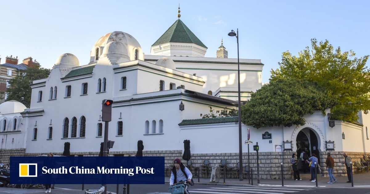 Featured Post Image - 5 Tempat Wisata Paris yang Lebih Tenang untuk Hindari Keramaian Olimpiade 2024, dari Alternatif Notre-Dame ke Masjid Agung